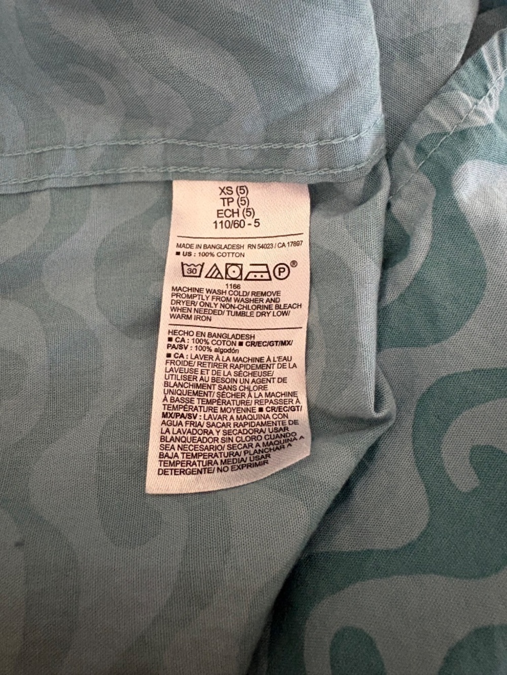 Old Navy Kids Button Down - Picture 5 of 5